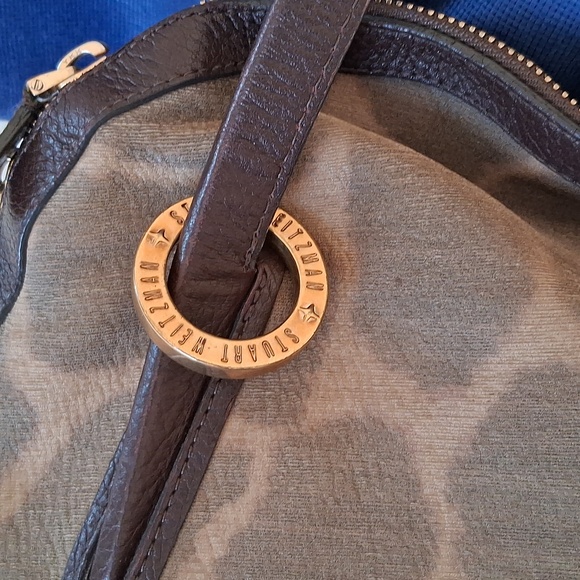 Stuart Writzman Giraffe Print Tote Bag - Picture 4 of 8